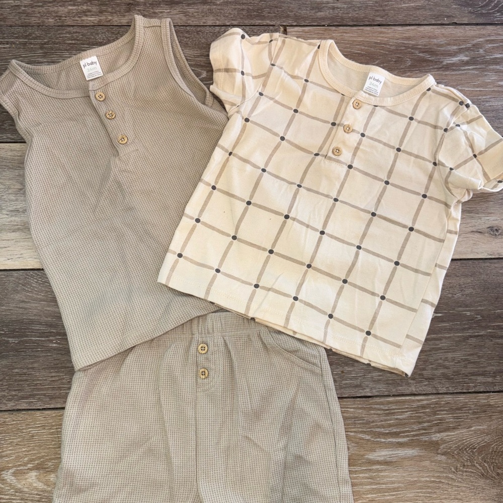 Source Unknown Beige and Cream Kids Matching Set